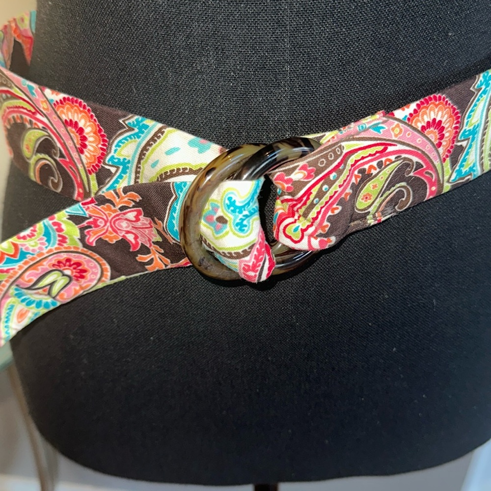 Eliza B. | Paisley Ribbon Belt EUC size medium 🩷🖤💙